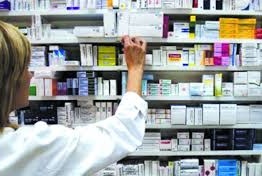 Denuncian obstáculo del modelo al normal funcionamiento de las Farmacias Populares