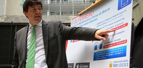 Ernesto Velasco pide suma urgencia a discusión del proyecto que despenaliza el aborto