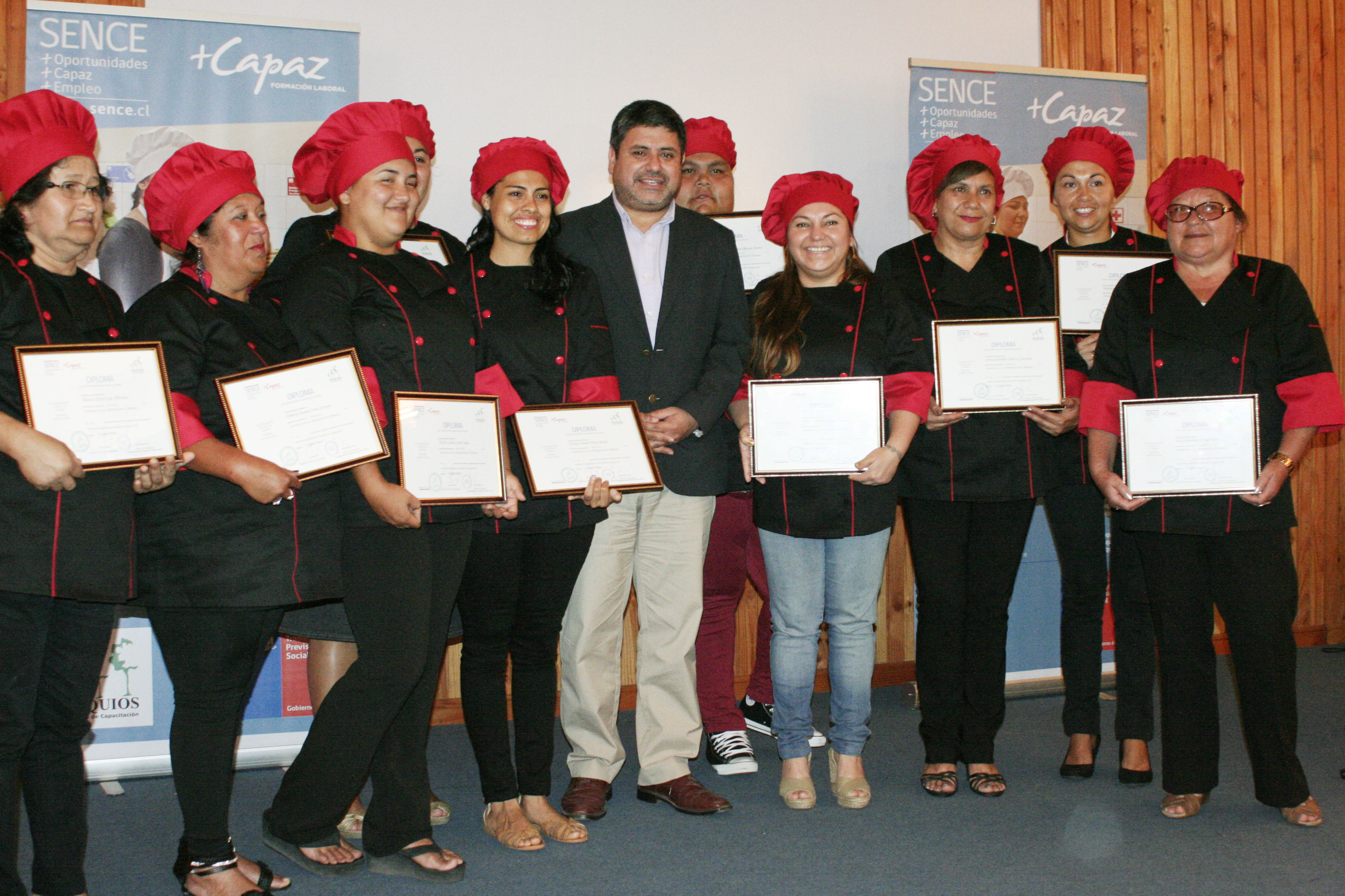 SENCE invita a participar en programa de becas laborales