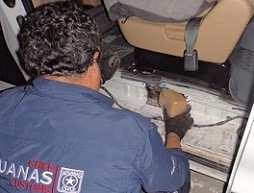 Sorprenden cargamento de 182 kilos de cocaína en avanzada aduanera de El Loa