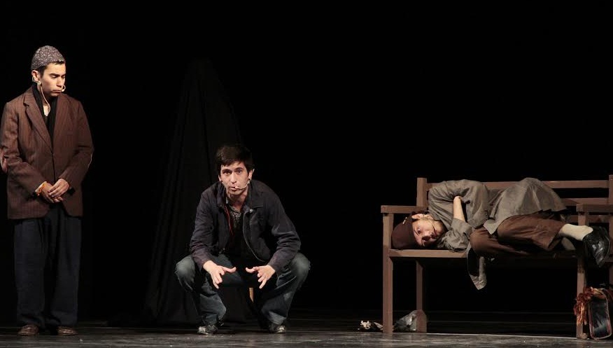 Iván Vera-Pinto lanza nuevo libro, Trilogía del Teatro de la Memoria