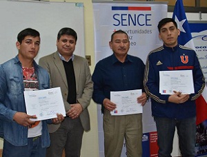 Capacitan a internos del Centro de Reinserción, en instalación de paneles solares