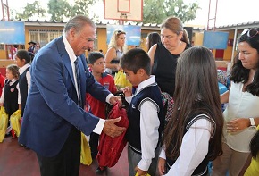 Gobierno comunal realiza fuerte inversión para mejorar el sistema escolar municipalizado