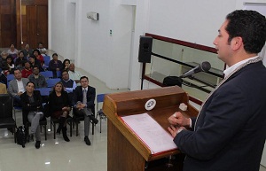 “Mapuche: hijo de dos naciones”, libro que el profesor Diego Ancalao lanzó en Pozo Almonte