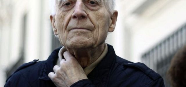 José Aldunate Premio Nacional de DDHH: La sotana contra la opresión