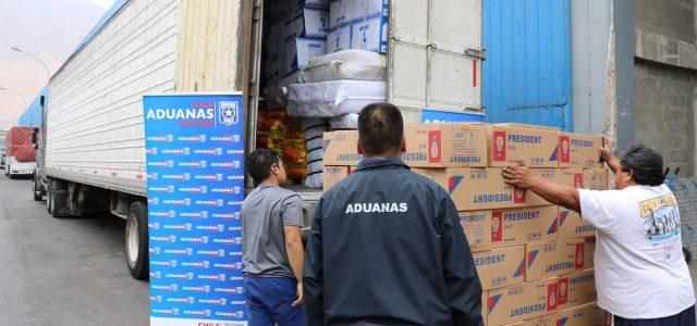 Aduanas incauta contrabando de ampolletas incadescentes por un millón de dólares