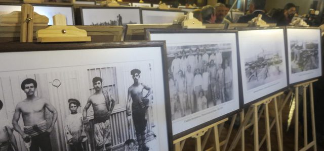 Recopilación de fotografías de 340 Oficinas y Campamentos Salitreros, plasman lo que fue la vida en la pampa