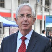 Comunal del PDC cierra filas con Sesnich y rechaza acusaciones de la NM y  Chile Vamos