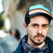 Rodrigo Avilés irrumpe tras duro despliegue policial: «Para defender negocio de la educación no hay inhibición»