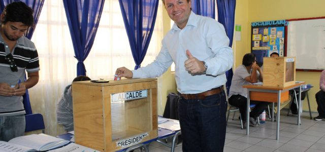 Renzo Trisotti: «Estas elecciones van a gatillar que vuelva el voto obligatorio»