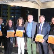 Lanzan libro “A Imagen y Semejanza”  con síntesis de poemas de Oscar Hahn