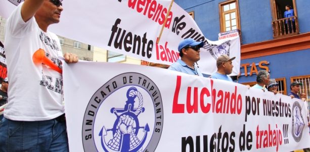 Trabajadores de la pesca industrial se movilizan ante crítica situación que vive el sector