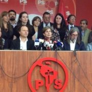 Presidenciales 2017: indefinición y falta de candidatos competitivos deja al PS “fuera de juego”
