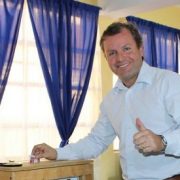 Diputado Trisotti la sacó fácil: Pagó 300 mil pesos y logró suspensión de proceso en su contra, caso SQM