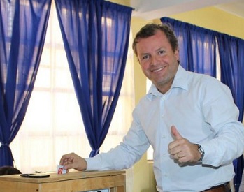 Diputado Trisotti la sacó fácil: Pagó 300 mil pesos y logró suspensión de proceso en su contra, caso SQM