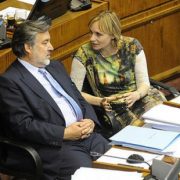 Líderes de la Nueva Mayoría rechazan decisión DC y ponen en duda lista única parlamentaria