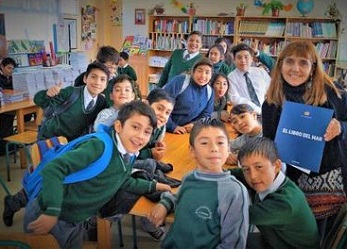 Más de un millar de Libros del Mar ya están en cinco ciudades de Chile