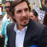 Claudio Vila, abogado comprometido con causas reivindicativas dice que lo tienen “sin cuidado”, críticas por defensa a bolivianos apresados en la frontera