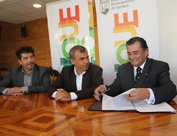 Municipio de Iquique y la UNAP comprometen trabajo para consolidar una Ciudad Universitaria Transfronteriza en Playa Lobito