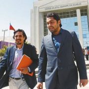 Claudio Vila, el rostro chileno de la defensa boliviana que no le teme a la contraofensiva