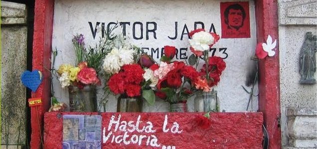 Obra «Víctor Jara N° 2547» se presenta en Iquique, con relato de funcionario, tras el asesinato del cantautor n