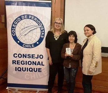 En el Día del Periodista entregan premio a la trayectoria a Dora Chipoco Jorquera