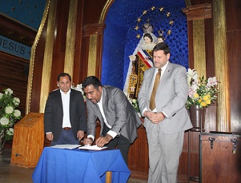 Municipios de Pozo Almonte, Iquique y Alto Hospicio firman convenio de colaboración en temas culturales
