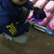 PDI incauta cerca de 3 mil 600 gorros falsificados con logos y diseños alusivos a conocidas marcas