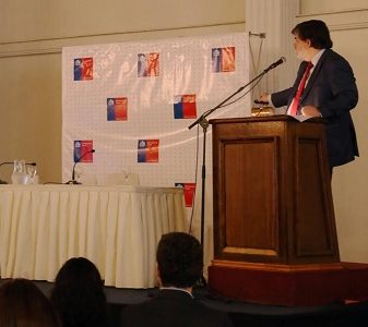 Consumo de tabaco en jóvenes y adolescentes, disminuye en Tarapacá según encuesta Mundial