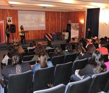 Realizan “Encuentro de educadores de lenguas indígenas y actores educativos en Tarapacá”