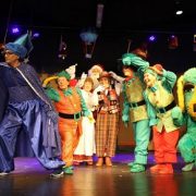 Teatro Expresión estrena espectáculo “La Mágica Juguetería de Navidad”