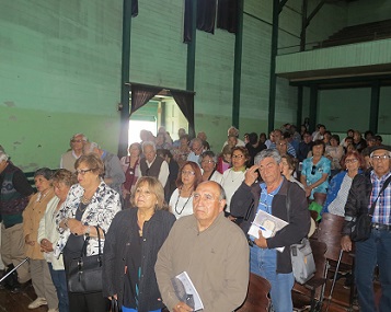 Pampinos reunidos en Humberstone presentan reparos por obra en carretera consesionada