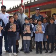 El legado de Violeta Parra llegó hasta Camiña con obra teatral y libro pedagógico