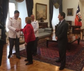 Radio Bío Bío devela «Las redes y flancos del poderoso y millonario nuevo comandante en jefe del Ejército»