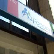 Más de 36 millones de pesos por cotizaciones pagadas en excesos, devolverá FONASA en Tarapacá