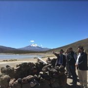Hasta el Parque Volcán Isluga llegan autoridades para promover cuidado del Patrimonio Natural