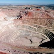 Minera Cerro Colorado anuncia que vende su operación minera en Tarapacá, al fondo de capital privado EMR