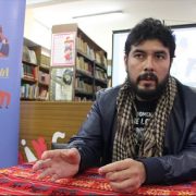 Escritor radicado en México llegó a Iquique para participar con liceanos en Diálogos en Movimiento, del Plan Nacional de Lectura