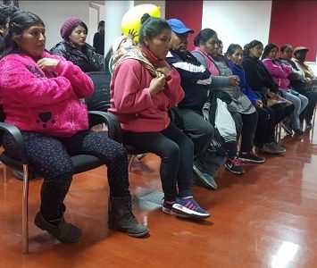 Implementan taller piloto para  facilitar la inclusión social de personas inmigrantes en condición de vulnerabilidad.