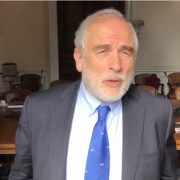 Senadores del PPD y PS cierran filas con trabajadores del FOSIS que sufren ola de despidos a lo largo de todo el país