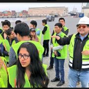 Estudiantes de ingeniería de Bolivia, recorrieron instalaciones del Puerto de Iquique, como parte de cátedra de Logística