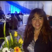 Monitora en prevención de violencia que recorre Arica, Iquique y Alto Hospicio es nominada al premio Mujer Impacta