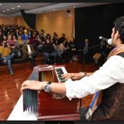 Abordan el tema de las migraciones en seminario que realizó la Universidad Santo Tomás