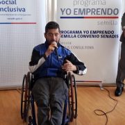 FOSIS y SENADIS certifican a personas en situación de discapacidad. Usuarios son parte del programa en comunas de Iquique y Alto Hospicio