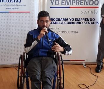 FOSIS y SENADIS certifican a personas en situación de discapacidad. Usuarios son parte del programa en comunas de Iquique y Alto Hospicio