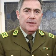 General Soto espera que lo remuevan: se negó a renunciar ante Piñera e inician proceso para salida