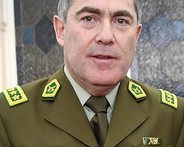General Soto espera que lo remuevan: se negó a renunciar ante Piñera e inician proceso para salida