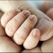 Crean programa en Sename para que personas adoptadas, mayores de 18 años, puedan conocer su familia de origen