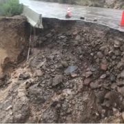 Desde alto Chusmiza Consejero Carvajal da advertencia de daños en  Ruta 15 Ch, en sector que une Huara con Colchane