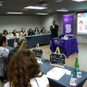 Educadores y técnicos en educación parvularia participaron en taller para evaluar iniciativas de ciencia, con párvulos